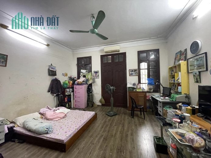 Bán Nhà Phố Thụy Khuê 88m2 x 5 tầng, 4 phòng ngủ đầy đủ công năng, gần phố ngõ rộng ô tô Matit vào