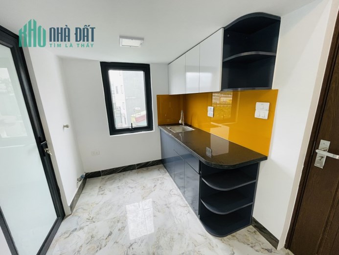 CCMN Chính chủ Đại La Hai Bà, Full đồ, Thang máy, 25m2, 5.7tr