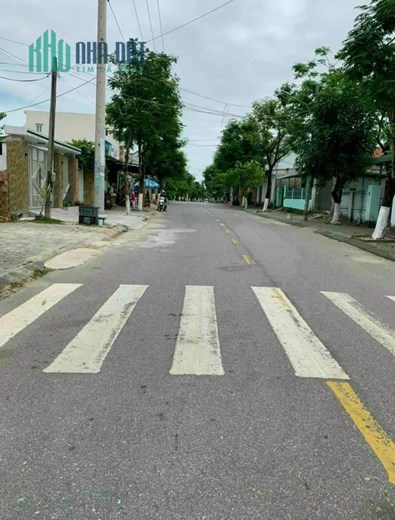 Tôi cần Bán đất lô gốc 2 mặt tiền đường Ngô Xuân Thu