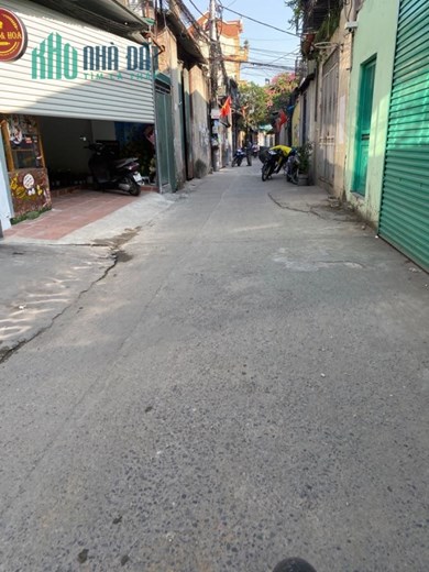 ĐÂT HIỂM HOÀNG MAI - Ô TÔ 7 CHỖ QUA ĐẤT- ĐƯỜNG THÔNG CÁC NGẢ- TIỆN ÍCH NGẬP TRÀN- DIỆN TÍCH 52m2 x