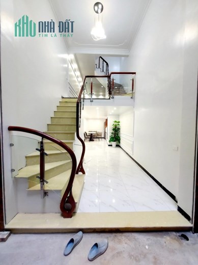 SIÊU PHẨM. Bán nhà phố Trịnh Đình Cửu, KĐT Định Công, Hoàng Mai. 35m2 x 5T. Ô TÔ.  Nhỉnh 5 Tỷ