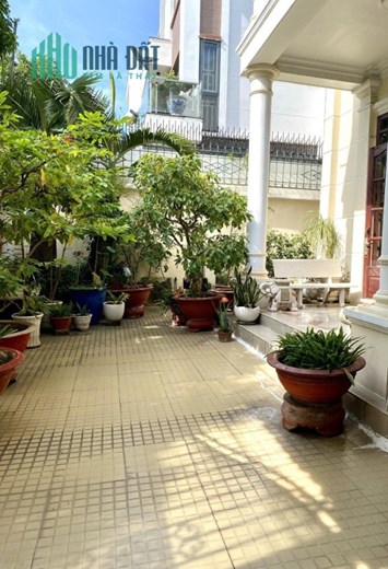 Cần bán biệt thự MT ven sông Sài Gòn. 200 m². Hiệp Bình Chánh Tp Thủ Đức