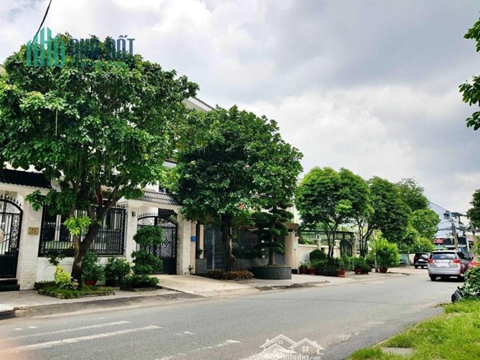 Cần bán biệt thự MT ven sông Sài Gòn. 200 m². Hiệp Bình Chánh Tp Thủ Đức