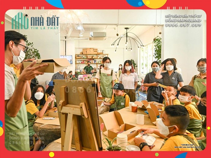 Q12. Nhà MẶT TIỀN K.D, gần Nguyễn Văn Quá. 200m2, 4T, ngang 20M. TN 50 triệu/th.
