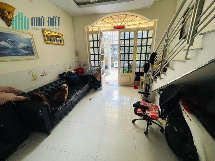 🍒BÁN NHÀ BÌNH TÂN, GIÁP TÂN PHÚ - LÊ VĂN QUỚI - 4MX15M - 3 TẦNG - HẺM NHỰA 5M -  4.5 TỶ