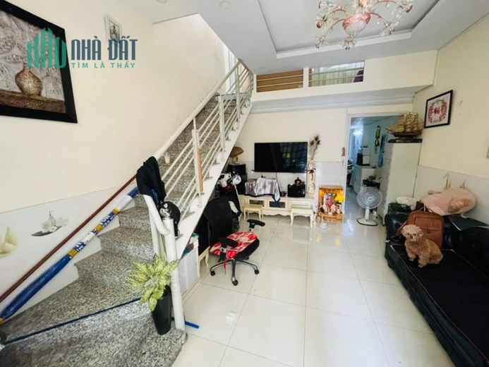 🍒BÁN NHÀ BÌNH TÂN, GIÁP TÂN PHÚ - LÊ VĂN QUỚI - 4MX15M - 3 TẦNG - HẺM NHỰA 5M -  4.5 TỶ