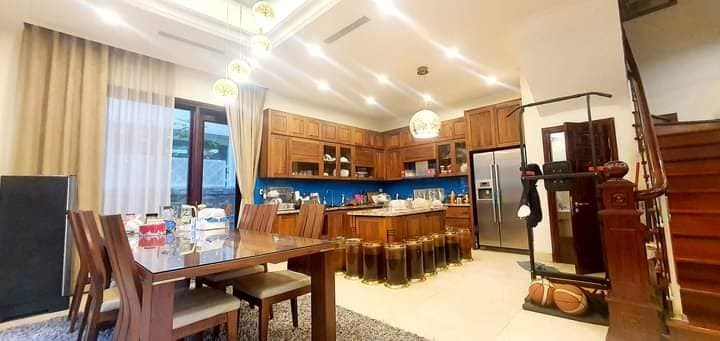 Bán nhà phố Lê Trọng Tấn, Phân lô, ô tô chạy vòng quanh, nhà dân xây, 60m, 10.5 tỷ