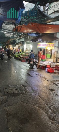Chính chủ gửi bán mặt tiền chợ. kinh doanh sầm uất