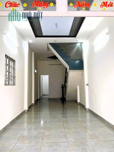 Cho thuê nhà 1T1LST 3pn mặt tiền đường 5 Linh Xuân