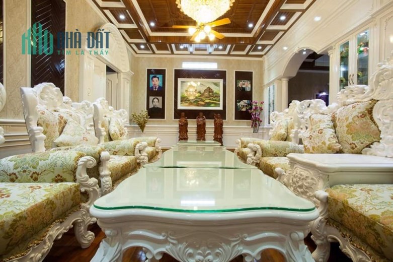 Bán Gấp Biệt Thự Mặt Tiền Thoại Ngọc Hầu, Tân Phú, 430m2, 5 Tầng Thang Máy, Nhỉnh 54 Tỷ TL.