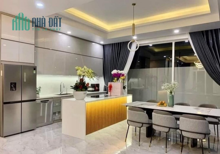 Lô Góc Mậu Lương, 6 tầng Thang Máy, Rất bề Thế