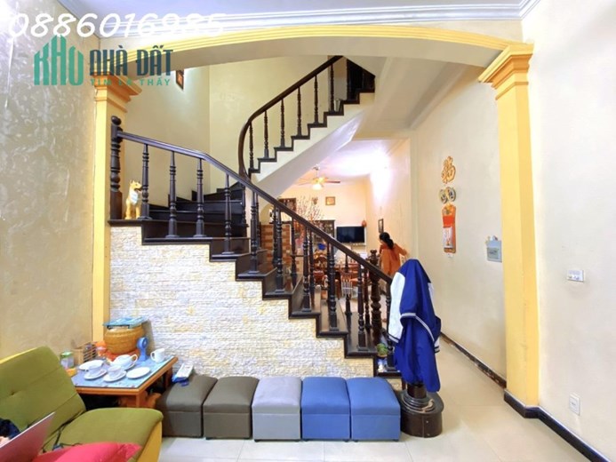 Bán nhà ngõ 766 Đường Đê La Thành, Phường Giảng Võ, Ba Đình, Hà Nội Diện tích 50 m² Mặt tiền 4.17 m