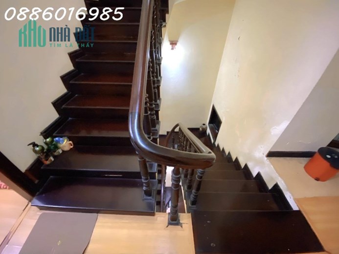 Bán nhà ngõ 766 Đường Đê La Thành, Phường Giảng Võ, Ba Đình, Hà Nội Diện tích 50 m² Mặt tiền 4.17 m