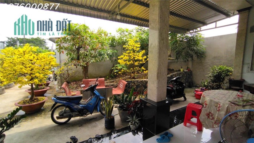 Bán nhà vườn 850m2 Xã Hòa Thành Lai Vung, cách chợ Đình Hòa Thành 200m view sông full nội thất