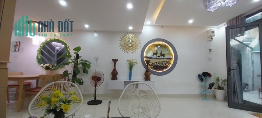 ♪Nhà Lý Thái Tổ 3 mặt Kiệt thông, 51m2, 2 tầng 3PN, Đẹp xịn, nhỉnh 2 tỷ