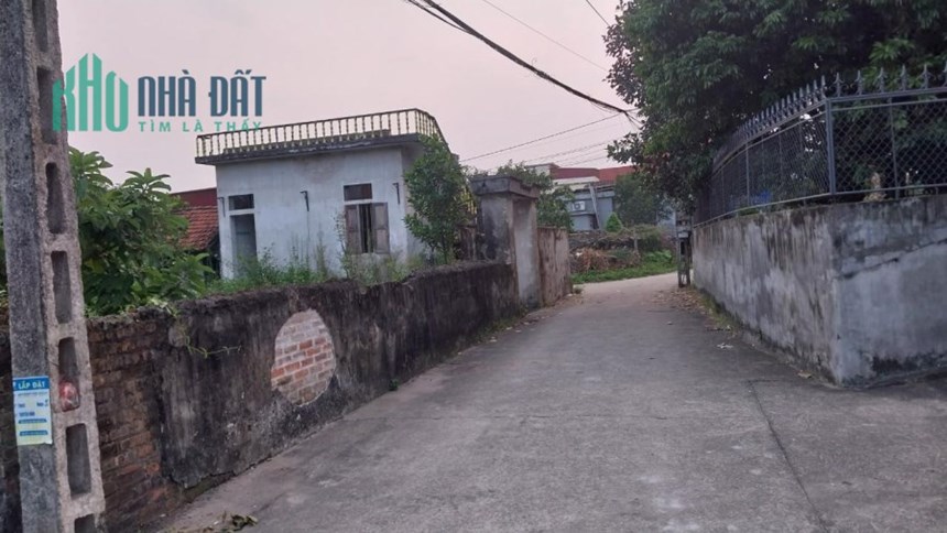 ĐẤT CHÍNH CHỦ - SỔ RIÊNG - Bán Đất Tặng Nhà Tại Tổ dân phố 1- Lương Xá- Lộc Hòa-TP Nam Định