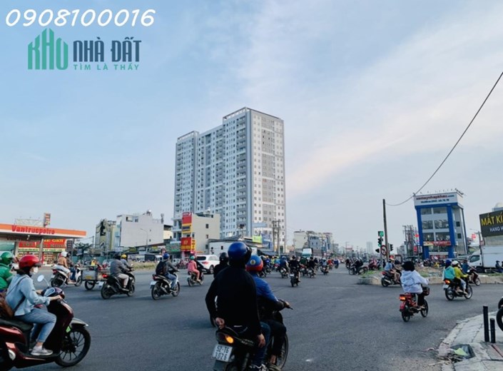 Chính chủ cần bán nhà hai mặt tiền ngay vòng xoay An Phú Thành phố Thuận An Bình dương