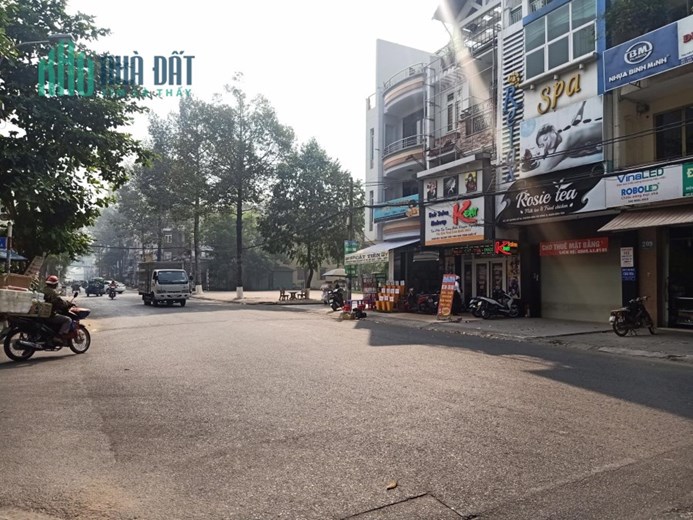 Bán nhà MT đường 19 Tên LỬA 67,5 m 3 lầu sân thượng giá 16 ty