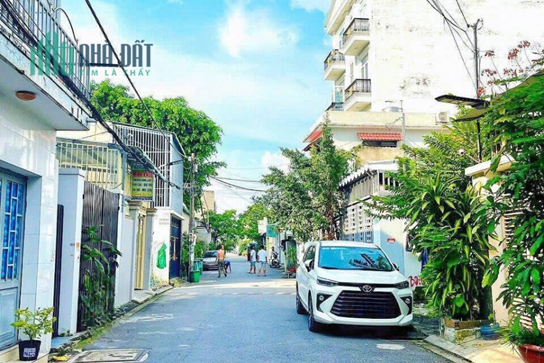 Bán Nhà Phố 72m2 3 Tầng, HXH Đường Nguyễn Ảnh Thủ. Quận 12
