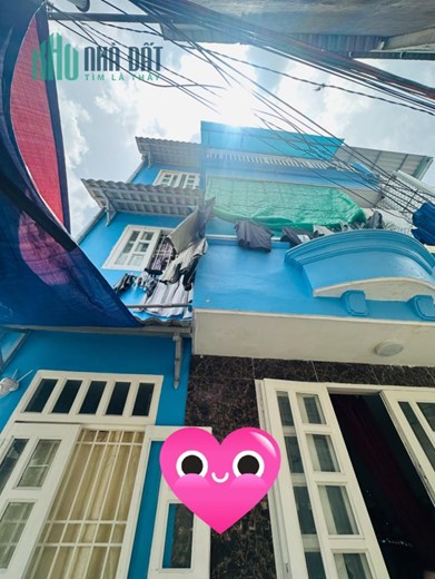 Bán nhà 30m2, 5m x 6m, Ng Thương Hiền P1 Gv,2PN, 2 tỷ 6, an ninh, shr