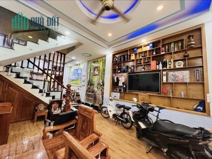 Bán nhà 1trệt 2 lầu,đường Đặng Văn Bi. P Trường Thọ dt 60,6 m² giá 5,8 tỷ