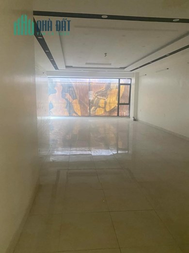 Bán nhà 3 tầng mặt đường Mê Linh, Liên Bảo, Vĩnh Yên