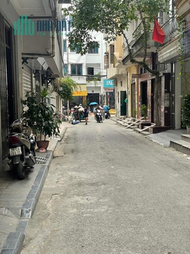Bán nhà dân xây Giáp Bát Q. Hoàng Mai thông Giải Phóng. 55m SĐCC. Chỉ 3 Tỷ 980 triệu