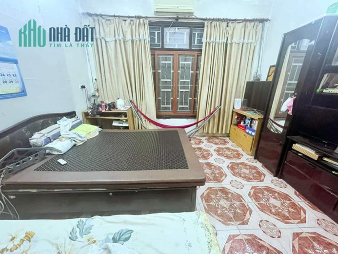 Bán nhà dân xây Giáp Bát Q. Hoàng Mai thông Giải Phóng. 55m SĐCC. Chỉ 3 Tỷ 980 triệu