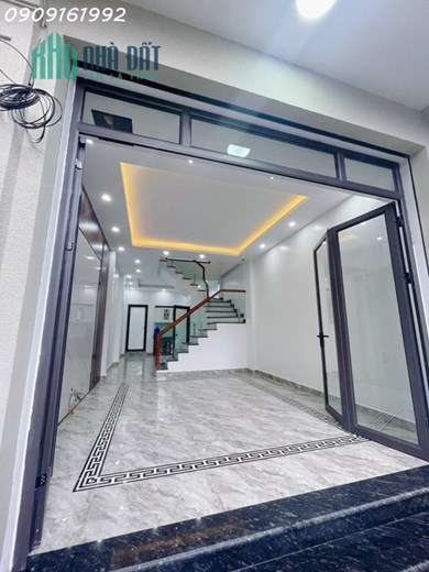 Nhaf 4 tầng xây mới ngay mặt đường Nguyễn Văn Linh , Lạch Tray 100m2