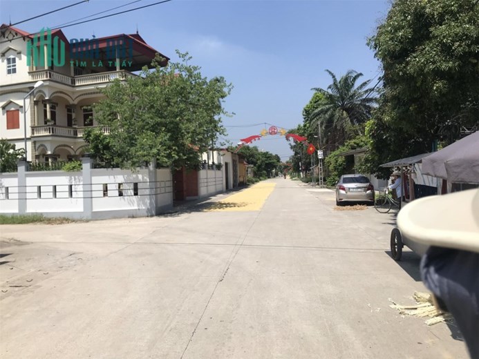 Duy nhất 1 lô đường thông gần 5m tại Quảng Hội -Quang Tiến giá vài trăm triệu