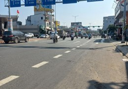 Tôi cần bán nhà 2 tầng 2 mặt tiền đường Tôn Đức Thắng, P. Hòa Minh