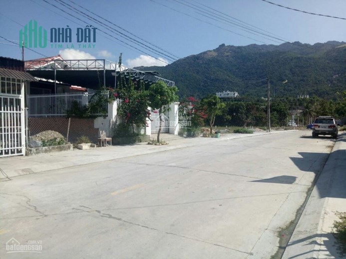 Bán đất thổ cư ở Nha Trang đường rộng 10 m giá chỉ 1, 25 tỷ