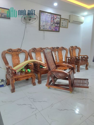 CHỈ HƠN 3 TỶ - HXH QUAY ĐẦU NGAY LÊ VĂN KHƯƠNG QUẬN 12, 52M2, 4 TẦNG, 4 PN, NHÀ ĐẸP Ở NGAY.