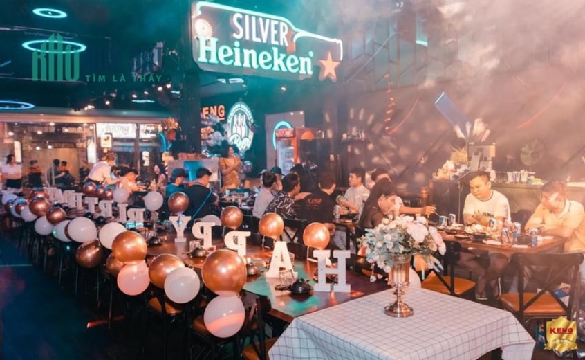 Quận Gò Vấp ! Sang Quán Bar Clup – Food Beer, MB 10m x 20m, thuê 22 tr ( quá rẻ ) Tel :