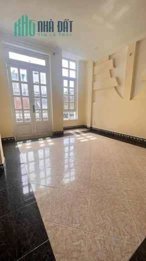 VIP CỬA BẮC CHỢ BẾN THÀNH QUẬN 1.