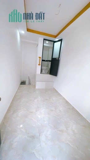 Nhà đẹp rẻ Dtsd28m-3 tấm Đoàn Văn Bơ Q4 có 1,3 tỷhơn bank vay 800trieu