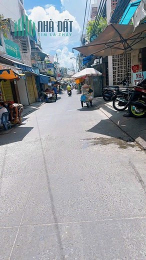 Nhà đẹp rẻ Dtsd28m-3 tấm Đoàn Văn Bơ Q4 có 1,3 tỷhơn bank vay 800trieu