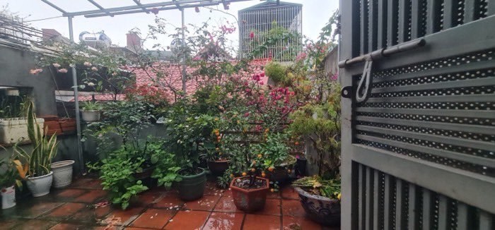 Bán Nhà Nguyễn Sơn , Long Biên . 58M x 4T . Gần Phố , 4 Chỗ Đỗ Cổng . Giá 6.3 Tỷ .
