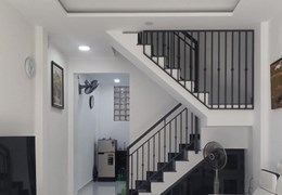 Bán nhà quận Tân Bình, đường Trần Văn Quang, 41m2, 3 tầng, 5 tỷ 5