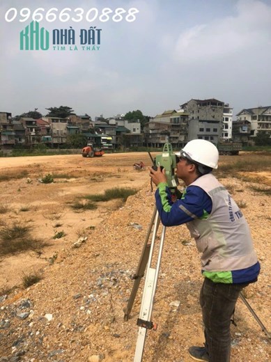 Chỉ với hơn 3 tỷ đồng Sở hữu ngay lô đất mặt đường QL2 cách trường Nguyễn Văn Huyên. Tuyên Quang