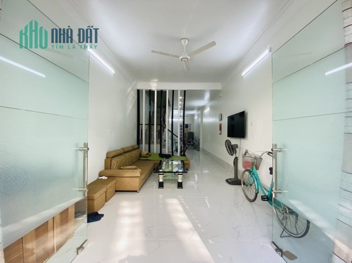 Bán nhà khu phân lô cao cấp, 69m 3 tầng GIÁ 4.3 tỉ gần Cầu Lạch Tray