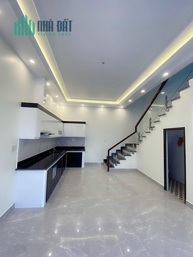 Bán nhà xây mới 4 tầng ngay gần mặt đường Ngô Gia Tự giá 3.7 tỉ