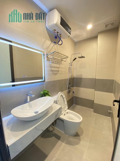Bán nhà xây mới 4 tầng ngay gần mặt đường Ngô Gia Tự giá 3.7 tỉ