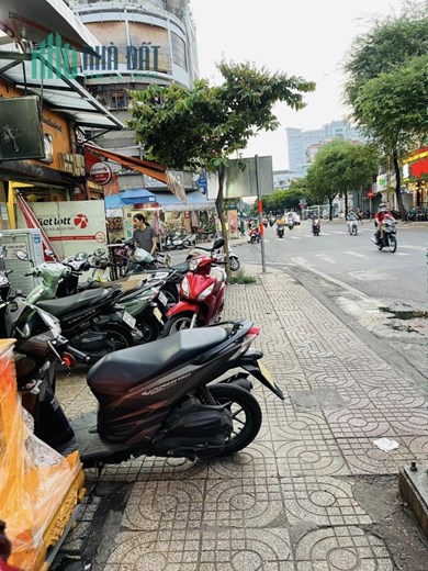 Mặt tiền Nguyễn Trãi - 9tỷ - Phường 7 - Quận 5.