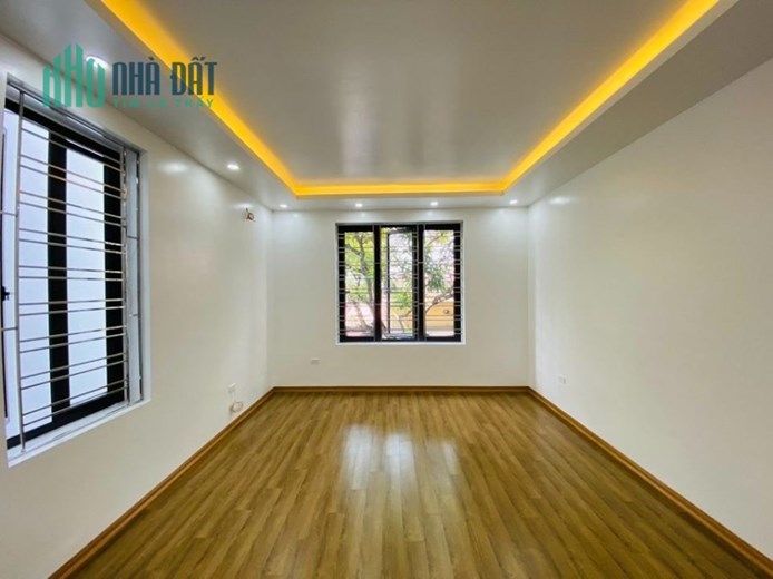 Bán nhà ngõ 52 Miếu Hai Xã, 55m 3 tầng GIÁ 2.87 tỉ độc lập, ngõ nông
