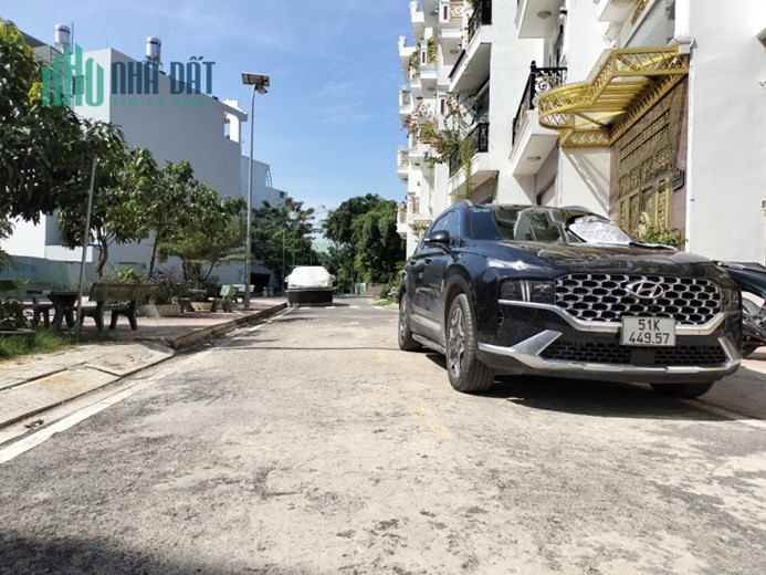 Binh Tân hẻm VIP 85 Bình Thành HXT 56m2 ,5 Tầng 5 ty1