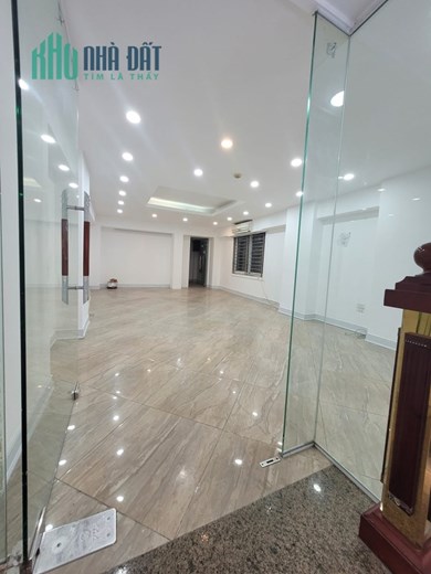 Bán tòa 10 tầng thang máy mặt phố Thi Sách, Hai Bà Trưng, vị trí đẹp, 120m, mt 5.5m, 99 tỷ.