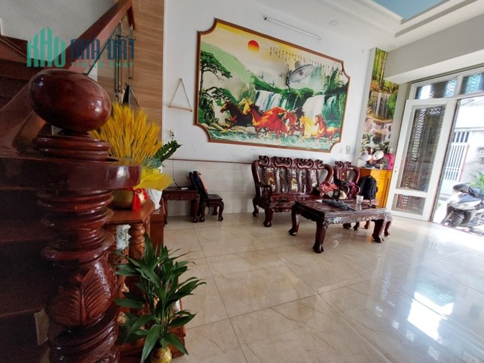 QUẬN 12- HIỆP THÀNH- BÙI VĂN NGỮ,
4 TẦNG BTCT - ĐẸP GẦN NGÃ BA ĐÔNG QUANG, NGUYỄN ẢNH THỦ - CHỈ