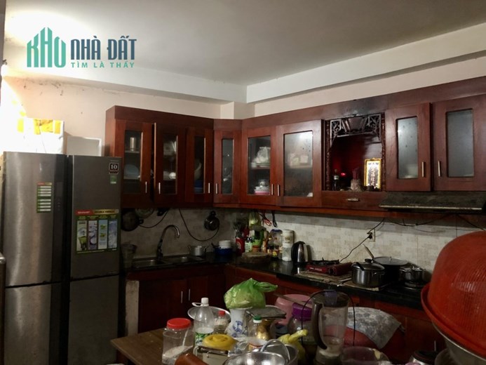 Xuất cảnh  bán nhà hẻm xe tải đi bộ ra chợ Trung chánh 65m Chỉ 3.1 tỷ Gọi: 0379371728