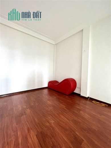 Siêu Phẩm Dân Xây Ngọc Thụy 45m2, mặt tiền hơn 4m, nhỉnh 3 tỷ Long Biên Hà Nội.